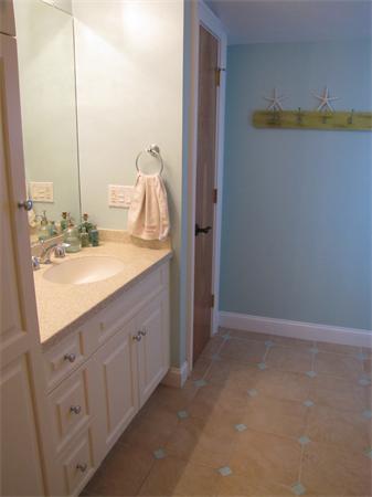 17 Oregon Road Marshfield, MA 02050 - Photo 19 of 20 Gallery Image 19