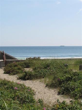 17 Oregon Road Marshfield, MA 02050 - Photo 2 of 20 Gallery Image 2