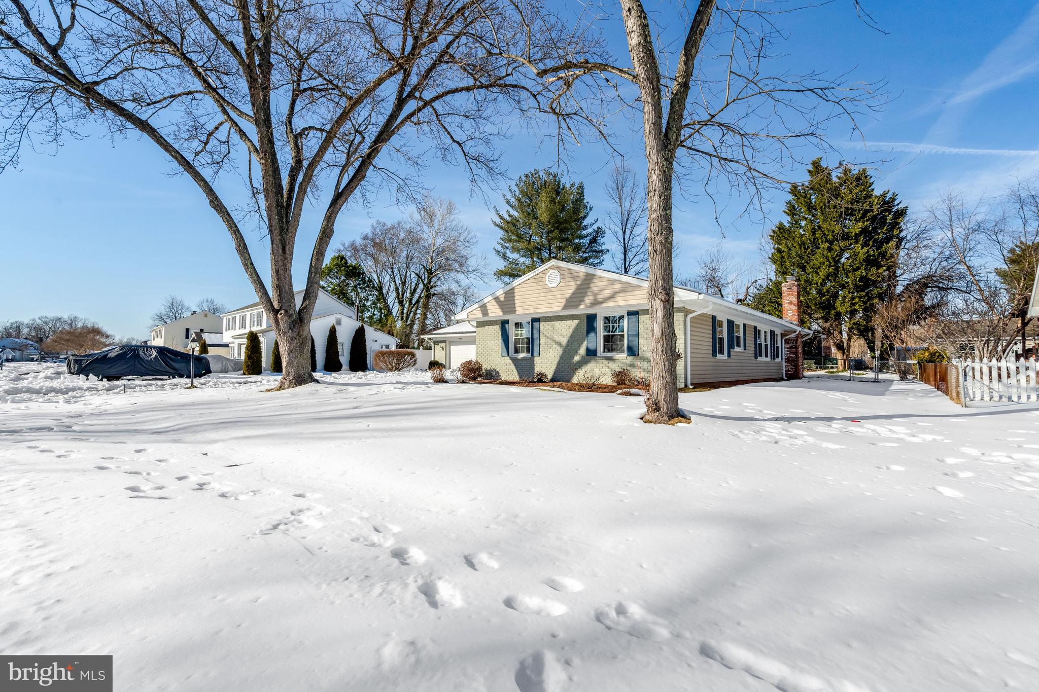 13128 Moss Ranch Lane Fairfax, VA 22033 - Photo 7 of 56