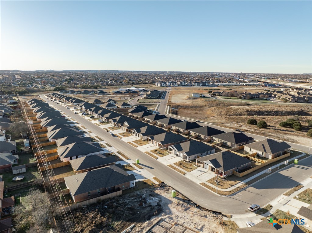 5204 Rose Gdn Loop Killeen, TX 76542 - Photo 22 of 23 an aerial view of residential building with ocean view
