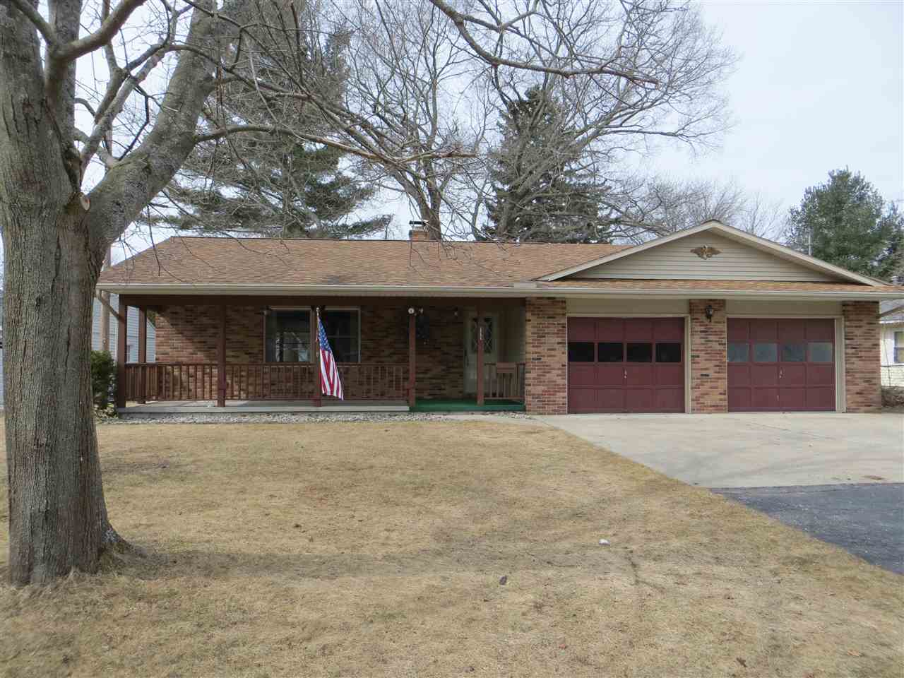 111 Emery Street East Tawas, MI 48730 - Photo 1 of 32 1873138.JPG