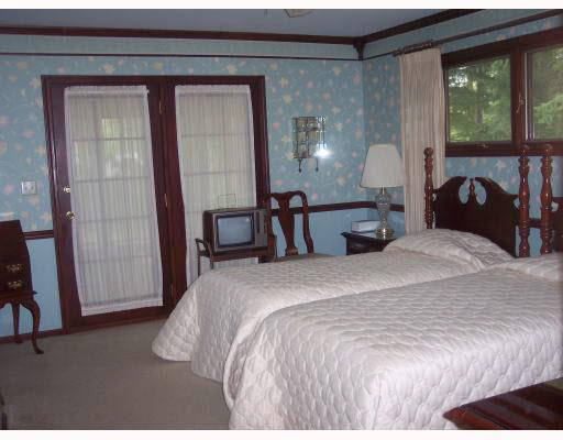 25082 Edison Road South Bend, IN 46628 - Photo 6 of 8