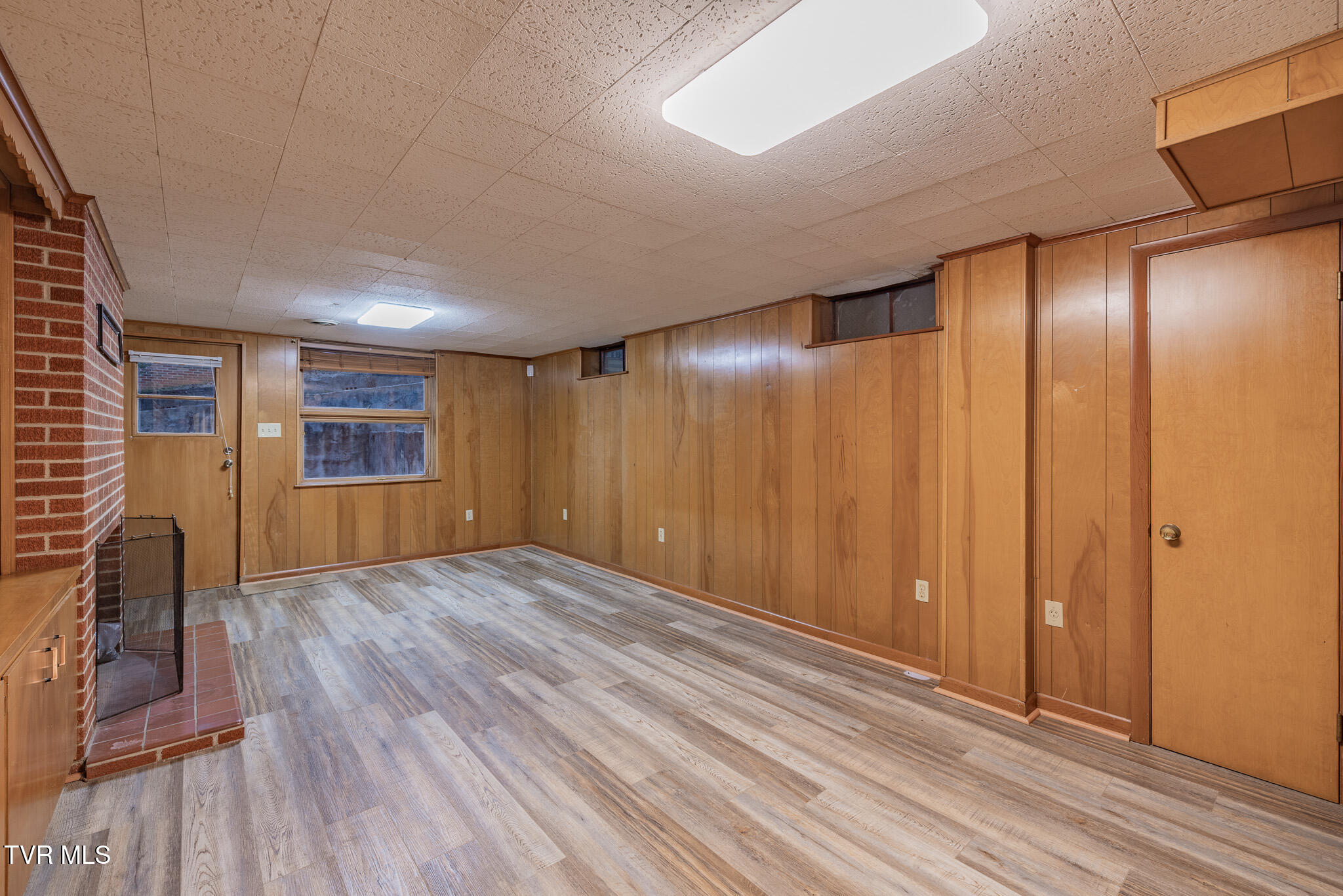 532 Bays View Road Kingsport, TN 37660 - Photo 23 of 41 1R9A1923-HDR