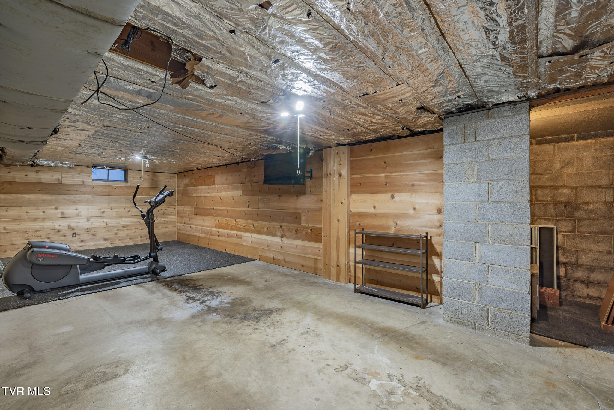 532 Bays View Road Kingsport, TN 37660 - Photo 26 of 41 1R9A1932-HDR