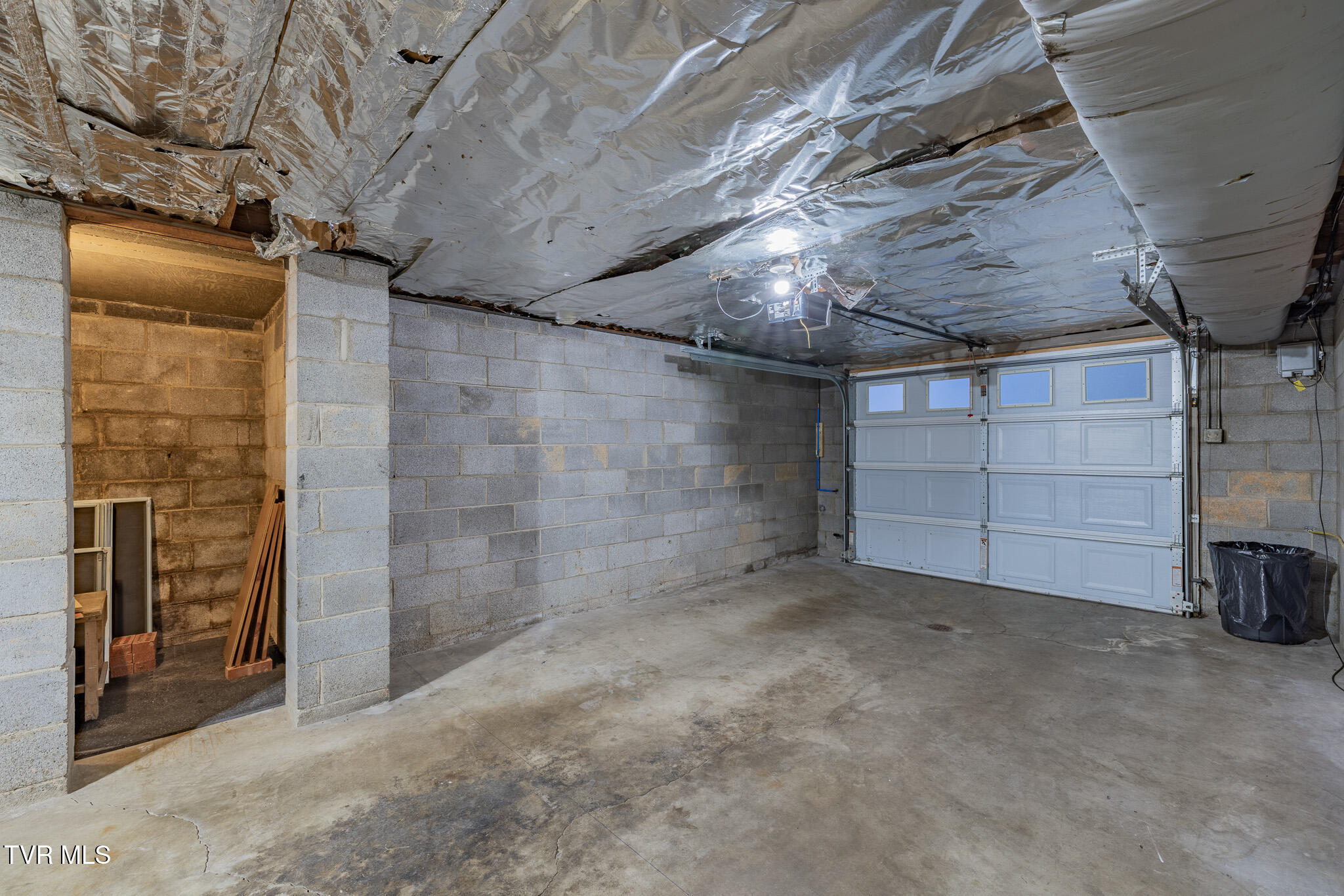 532 Bays View Road Kingsport, TN 37660 - Photo 27 of 41 1R9A1935-HDR