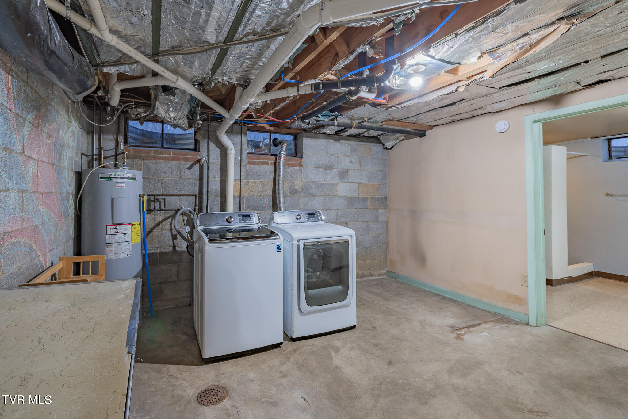 532 Bays View Road Kingsport, TN 37660 - Photo 30 of 41 1R9A1944-HDR