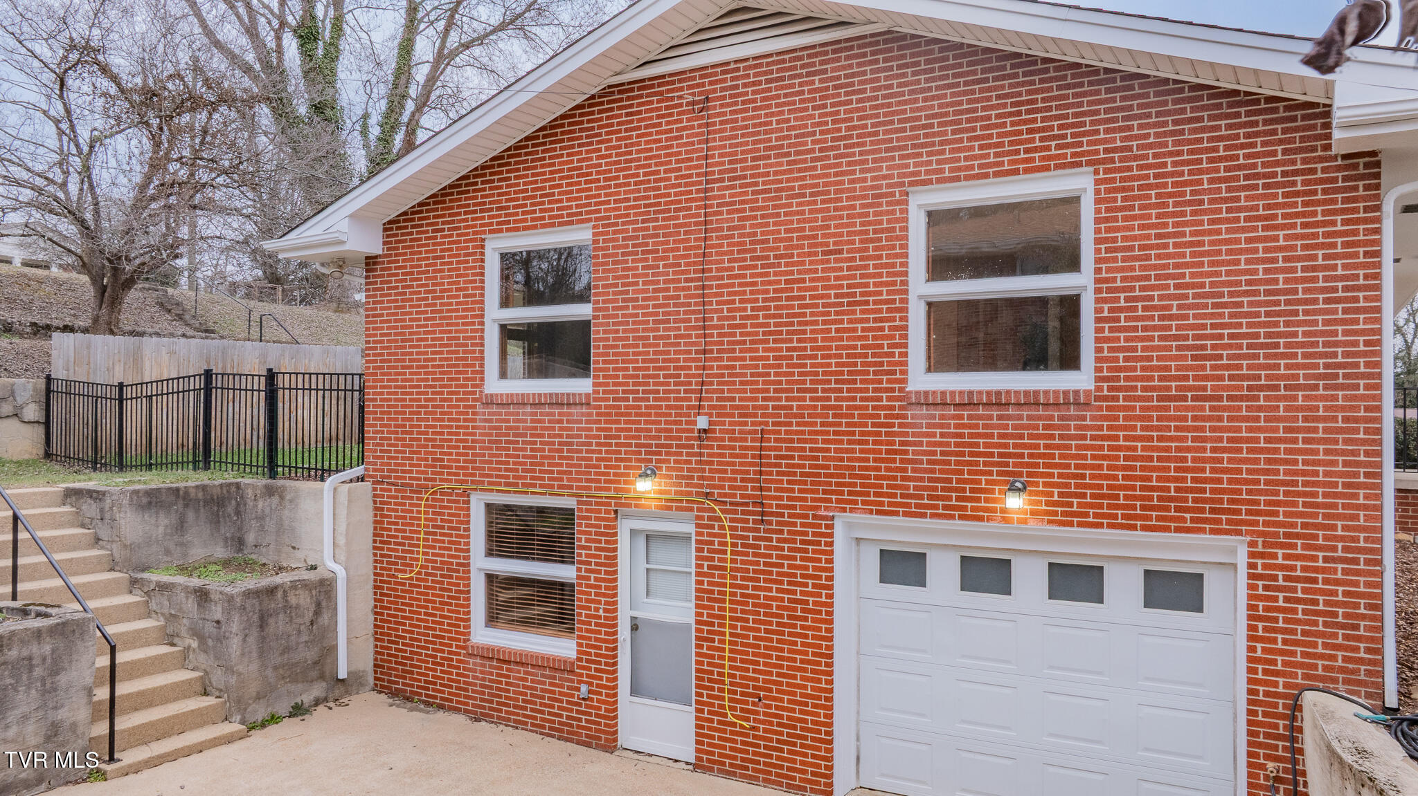 532 Bays View Road Kingsport, TN 37660 - Photo 35 of 41 dji_fly_20251216_163712_0826_17659213549