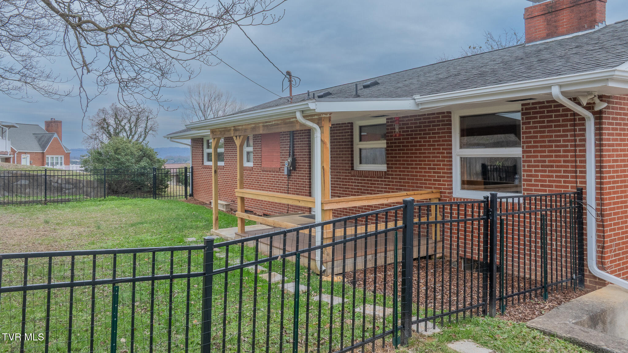 532 Bays View Road Kingsport, TN 37660 - Photo 37 of 41 dji_fly_20251216_163848_0832_17659213526