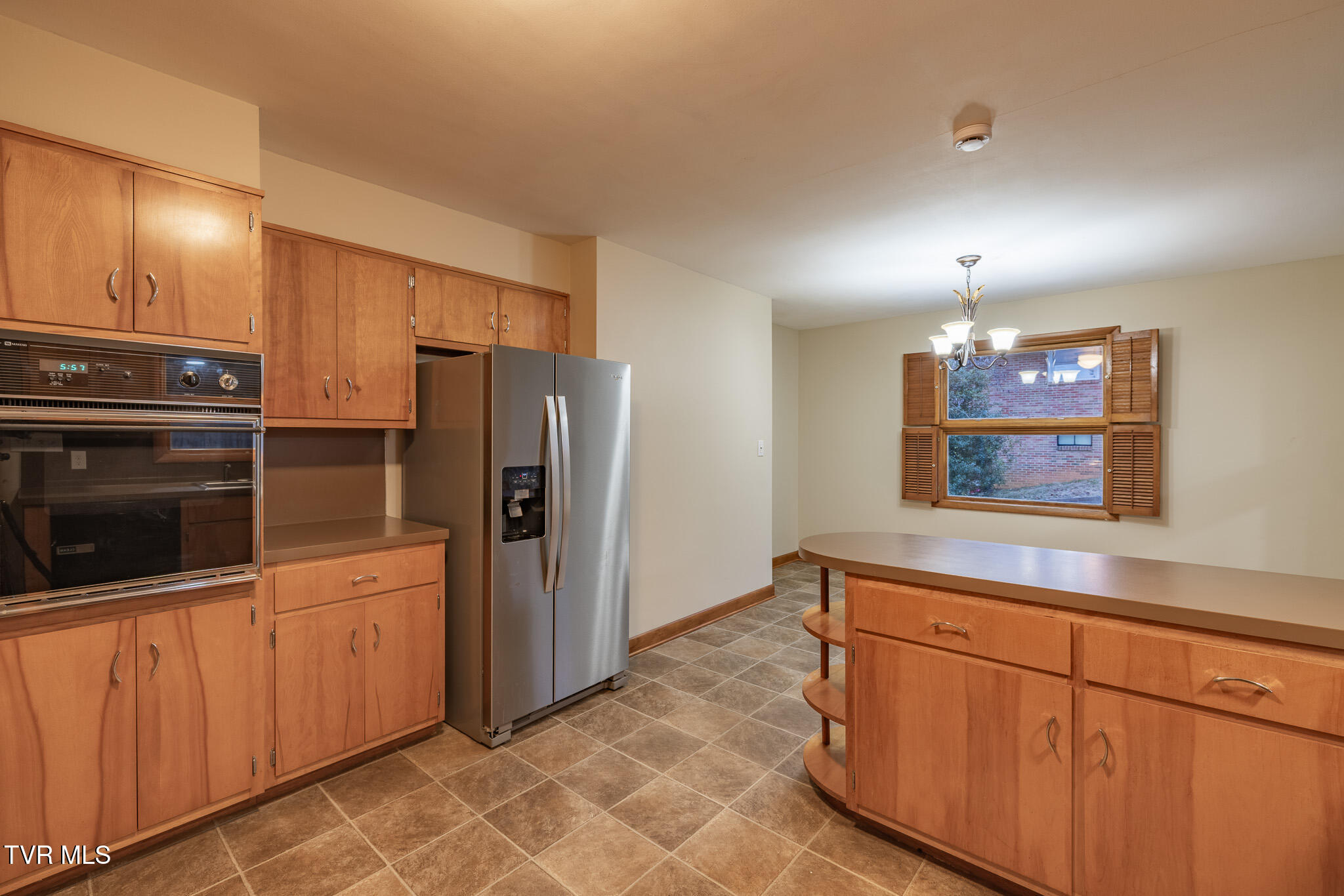 532 Bays View Road Kingsport, TN 37660 - Photo 7 of 41 1R9A1875-HDR