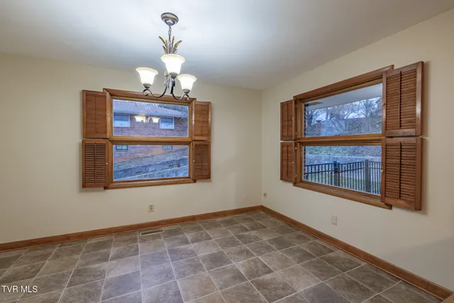 $289,900 | 532 Bays View Road, Kingsport, TN 37660