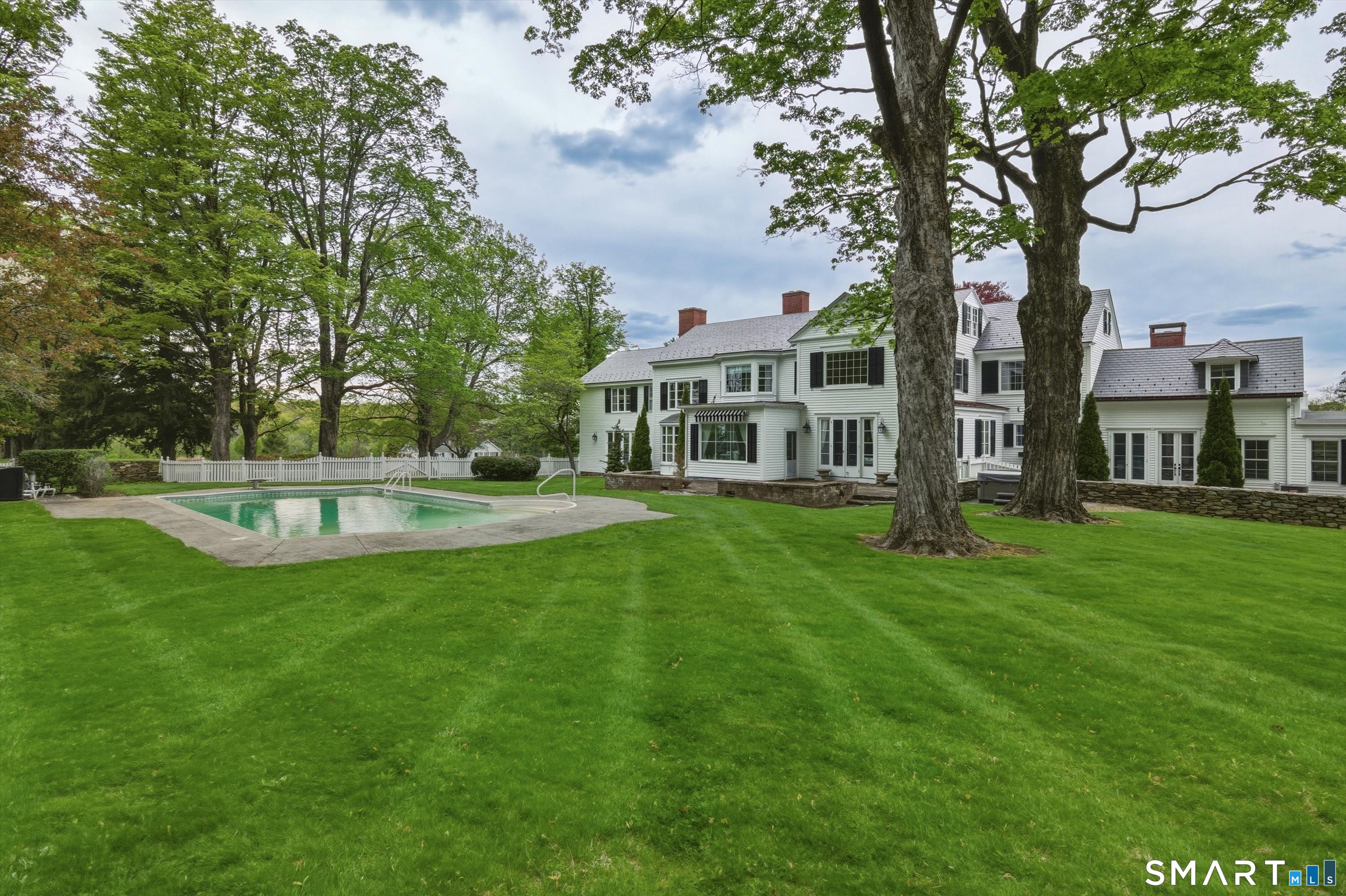 433 Wrights Crossing Road Pomfret, CT 06259 - Photo 6 of 27