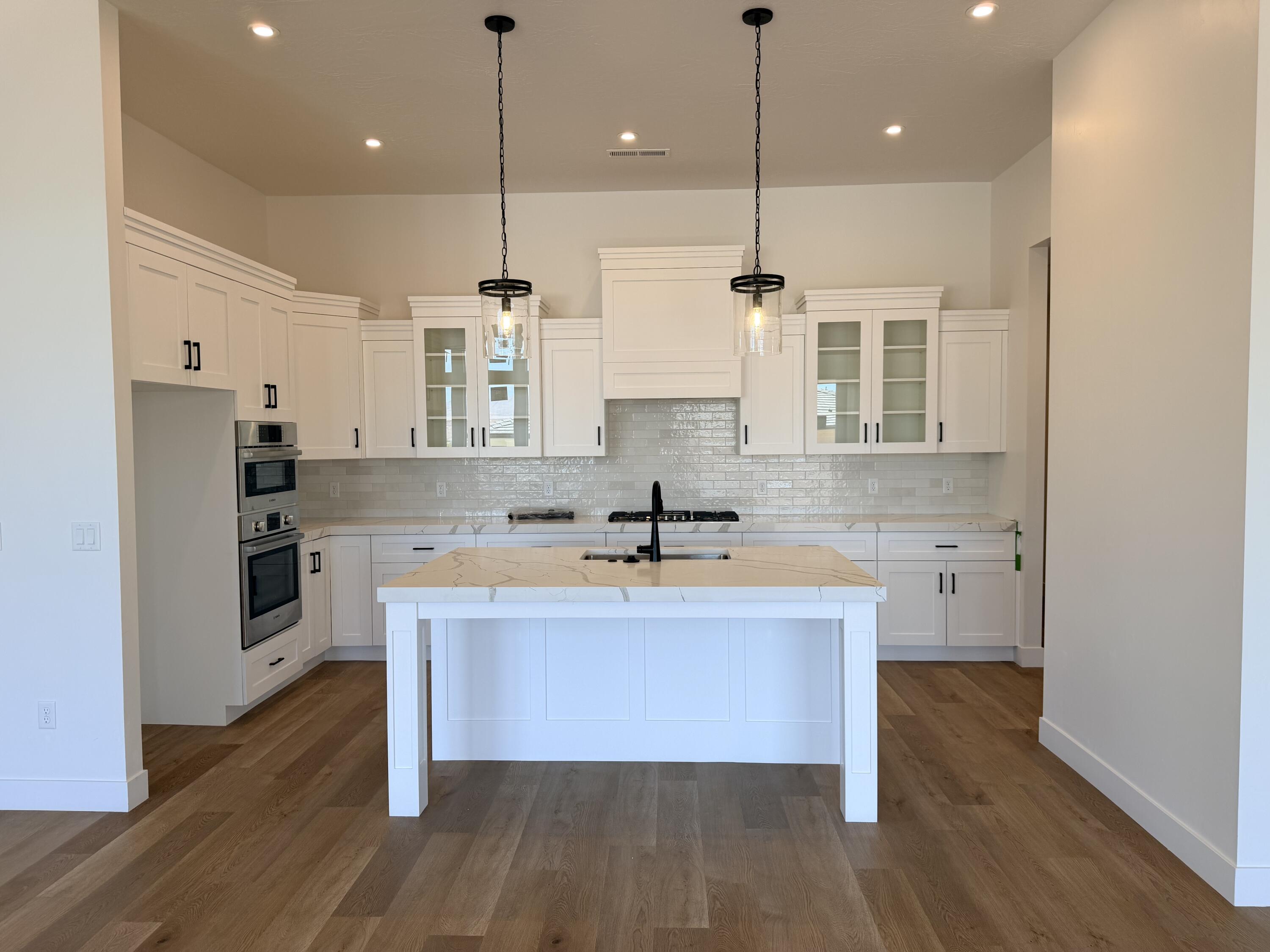 1681 East Talus Way St. George, UT 84790 - Photo 4 of 18 IMG_2106