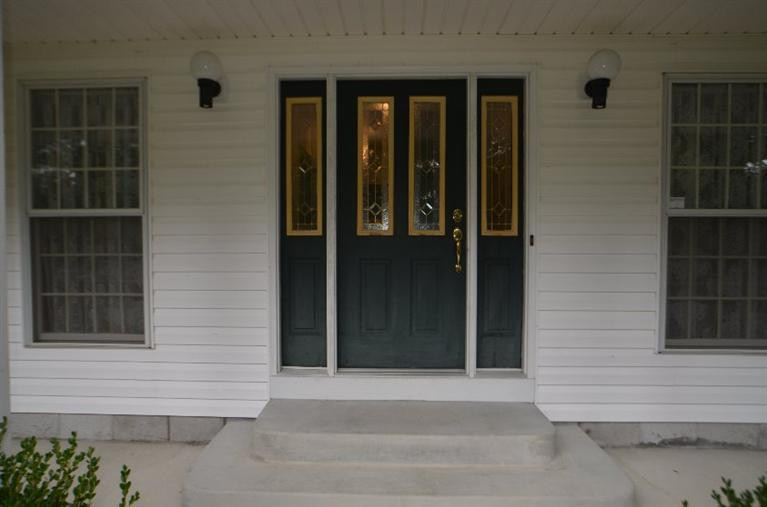 655 Caudill Road Stanton, KY 40380 - Photo 17 of 60 Large fiberglass front door!