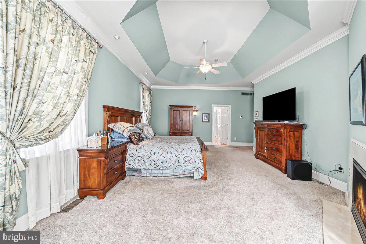 411 Webb Road Chadds Ford, PA 19317 - Photo 35 of 73 First-Floor primary suite