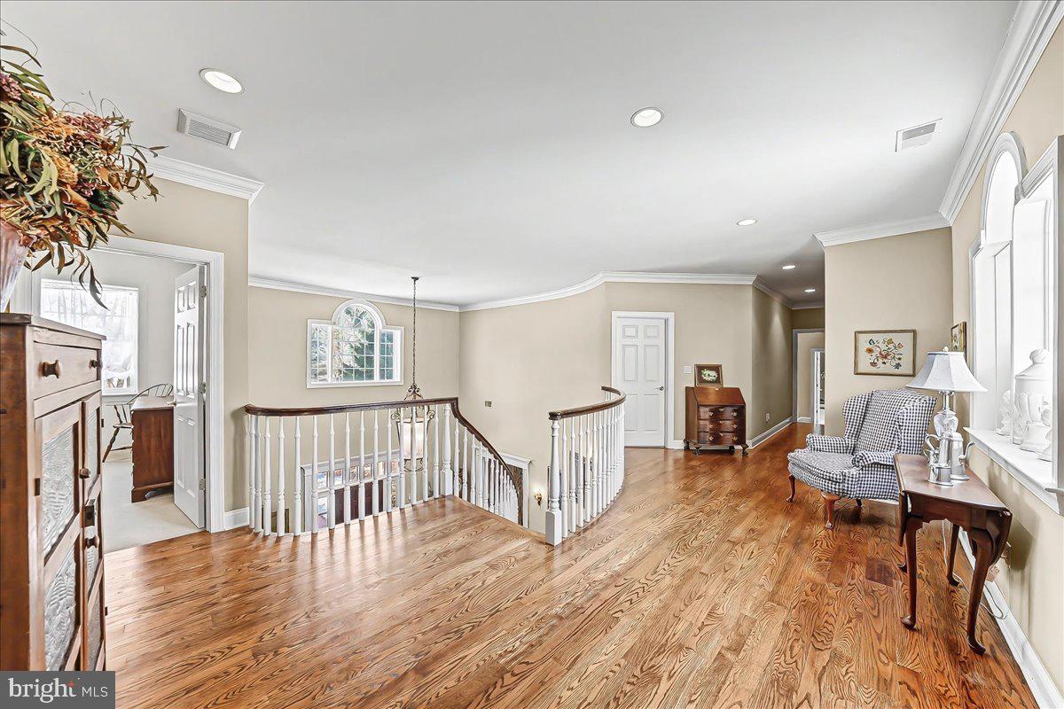 411 Webb Road Chadds Ford, PA 19317 - Photo 42 of 73 Second floor hallway