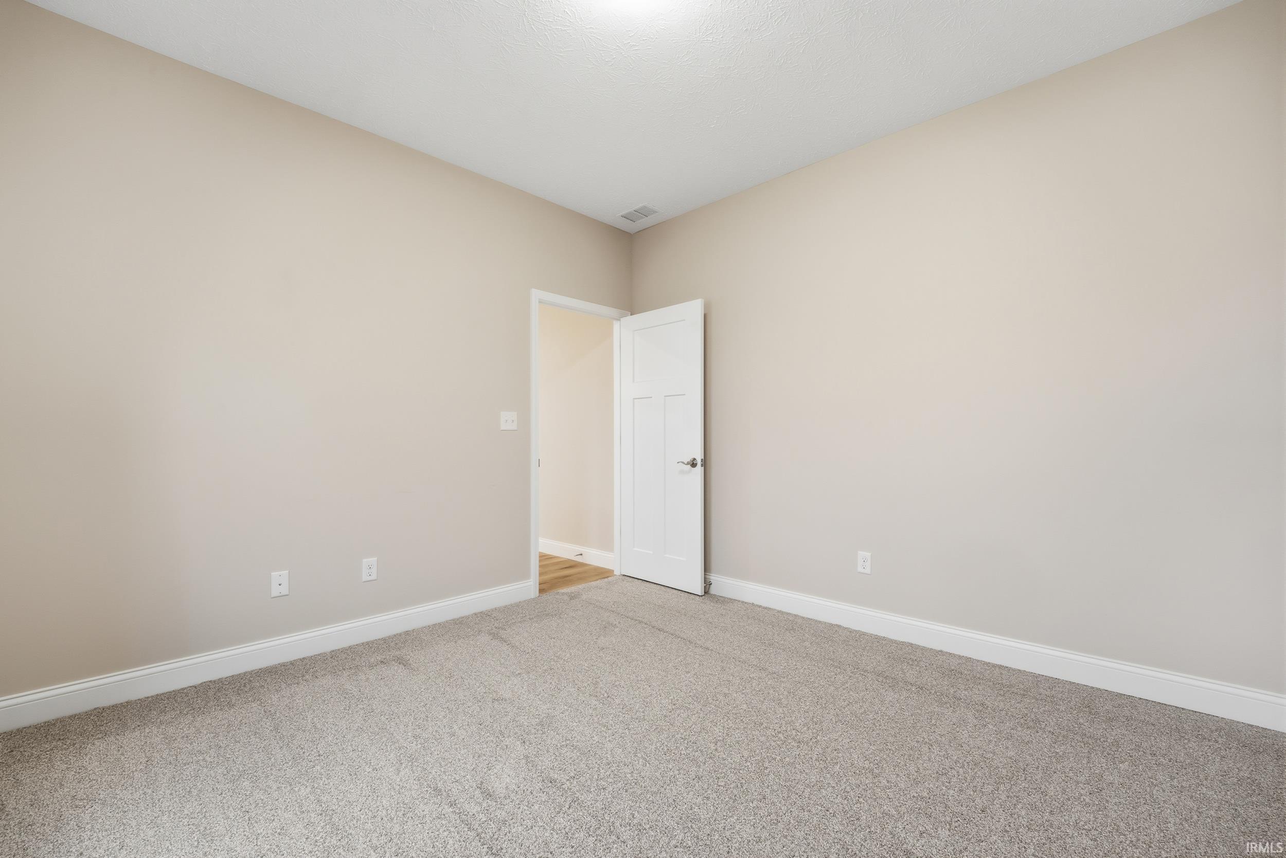 489 Elbridge Lane Lafayette, IN 47905 - Photo 4 of 36