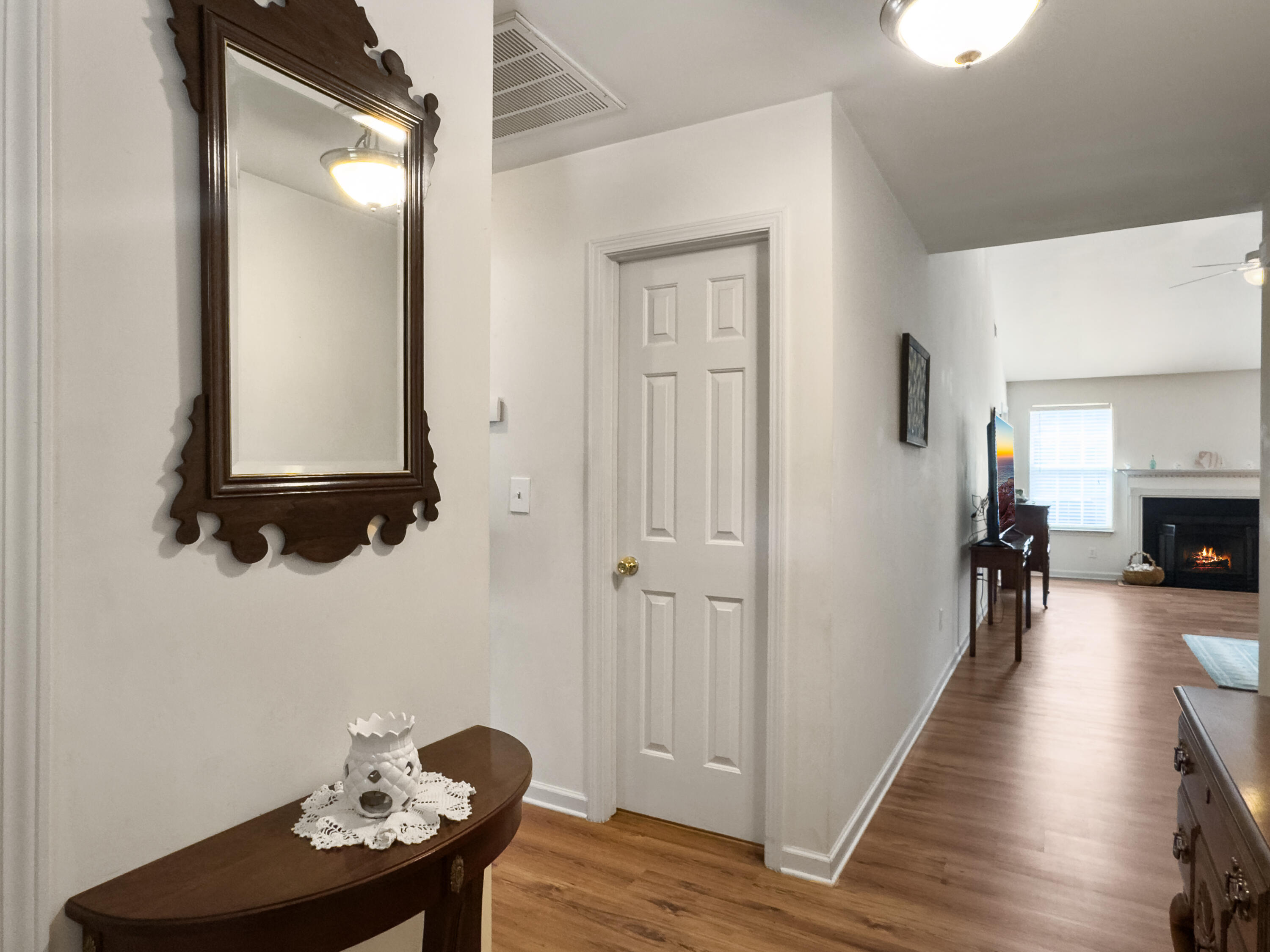 1921 Old Parsonage Road Charleston, SC 29414 - Photo 2 of 27 2.Foyer
