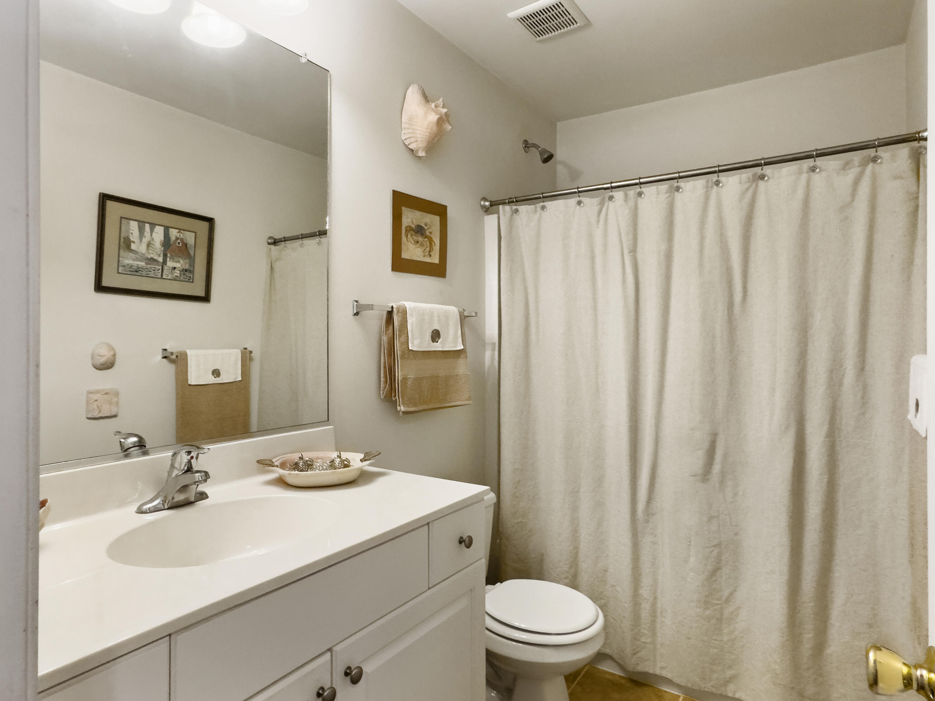 1921 Old Parsonage Road Charleston, SC 29414 - Photo 7 of 27 7.Hall Bath