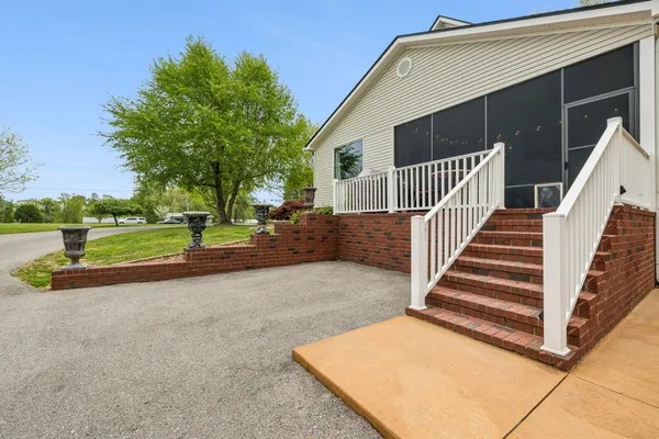 $599,900 | 735 Hurricane Ridge Road, Smithville, TN 37166