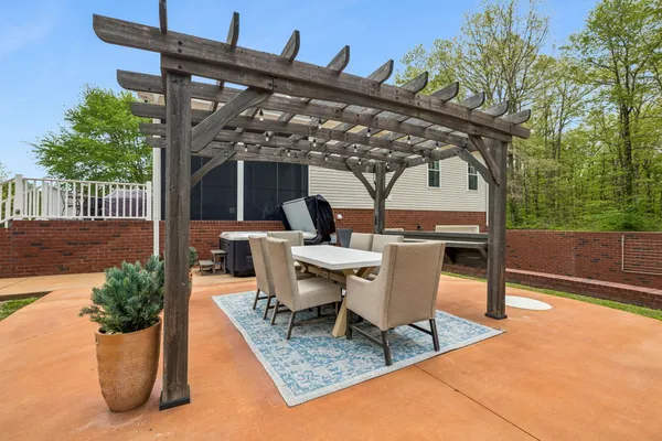 $599,900 | 735 Hurricane Ridge Road, Smithville, TN 37166