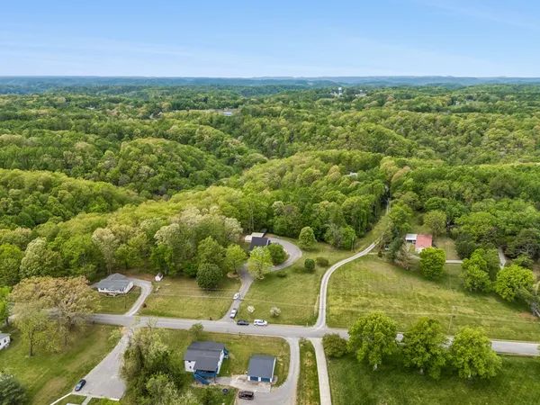 $599,900 | 735 Hurricane Ridge Road, Smithville, TN 37166