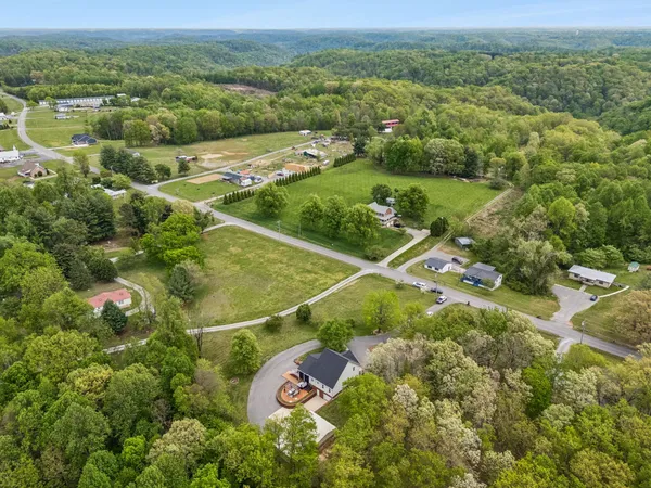 $599,900 | 735 Hurricane Ridge Road, Smithville, TN 37166