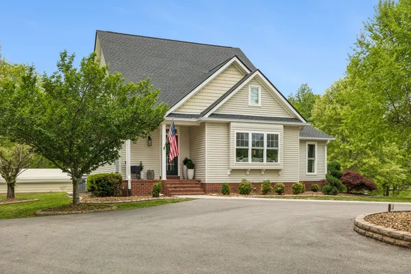 $599,900 | 735 Hurricane Ridge Road, Smithville, TN 37166