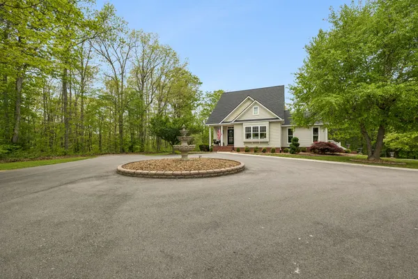 $599,900 | 735 Hurricane Ridge Road, Smithville, TN 37166