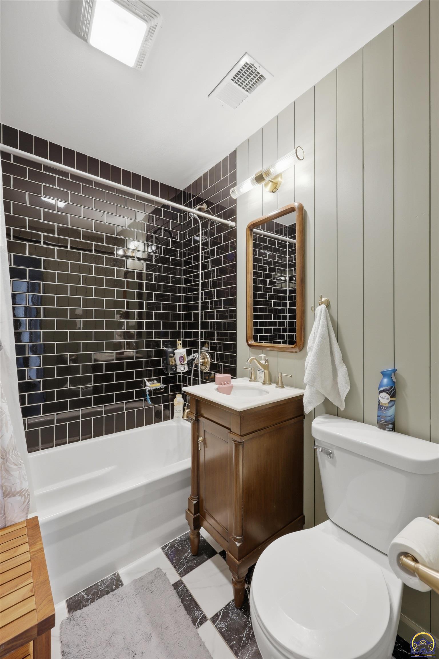 2321 Southwest Morningside Road Topeka, KS 66614 - Photo 11 of 15