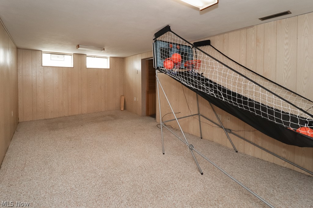6202 Manchester Road Parma, OH 44129 - Photo 15 of 18