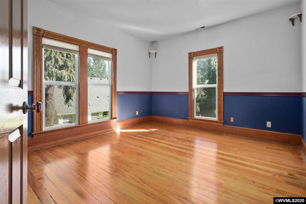 2020 Chase Loop Southwest Albany, OR 97321 - Photo 18 of 40 Gallery Image 18