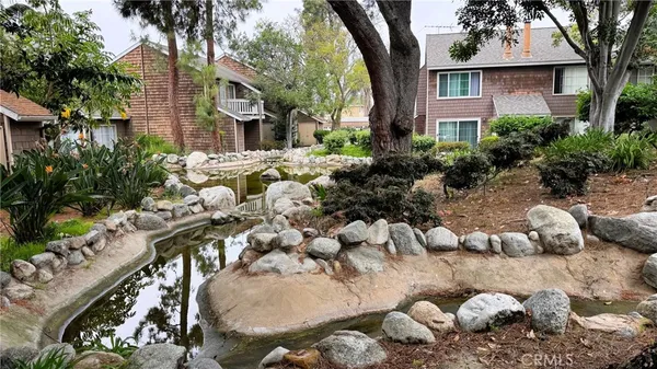 $2,100 | 12555 South Euclid Street, Unit 121, Garden Grove, CA 92840