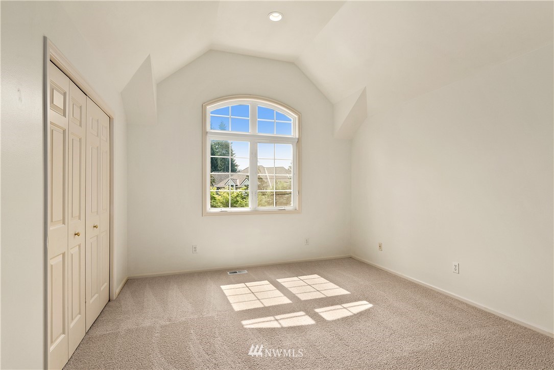 4729 176th Street Southeast Bothell, WA 98012 - Photo 20 of 40 an empty room with windows