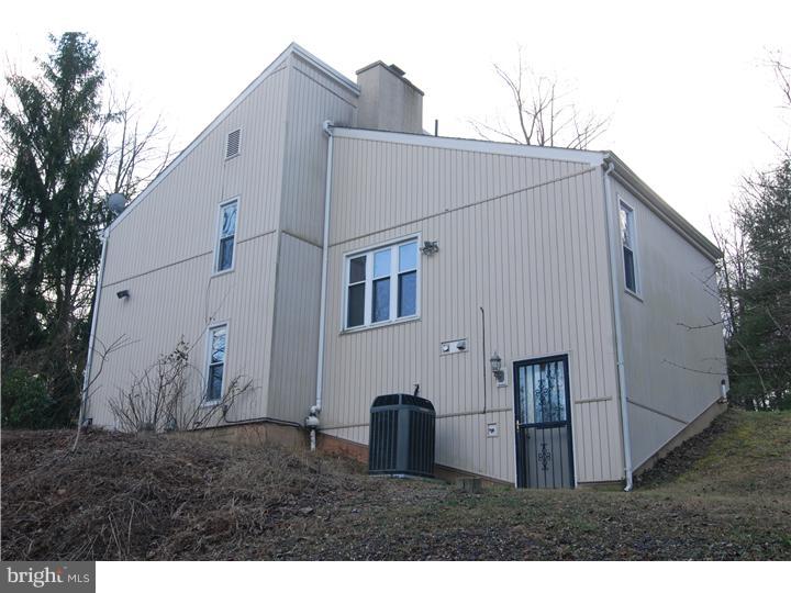 48 Beech Road Mohnton, PA 19540 - Photo 4 of 21 Exterior Back