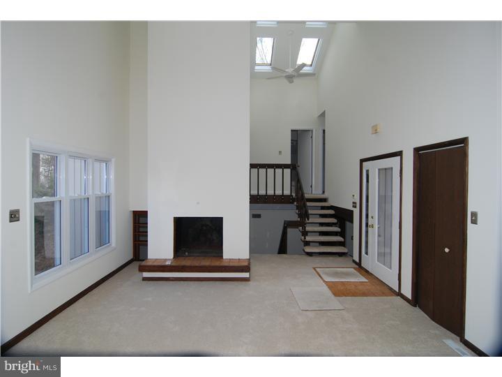 48 Beech Road Mohnton, PA 19540 - Photo 5 of 21 Living Room