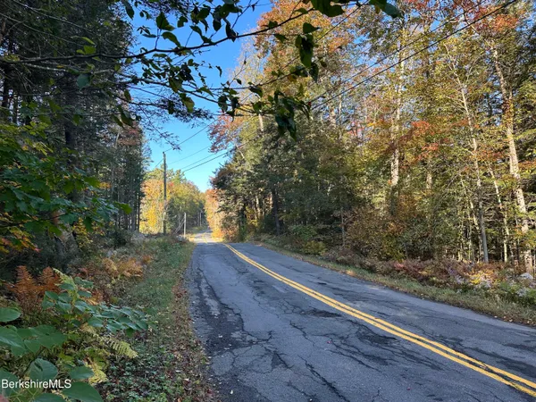 $23,500 | Hopkins Lane, Becket, MA 01223