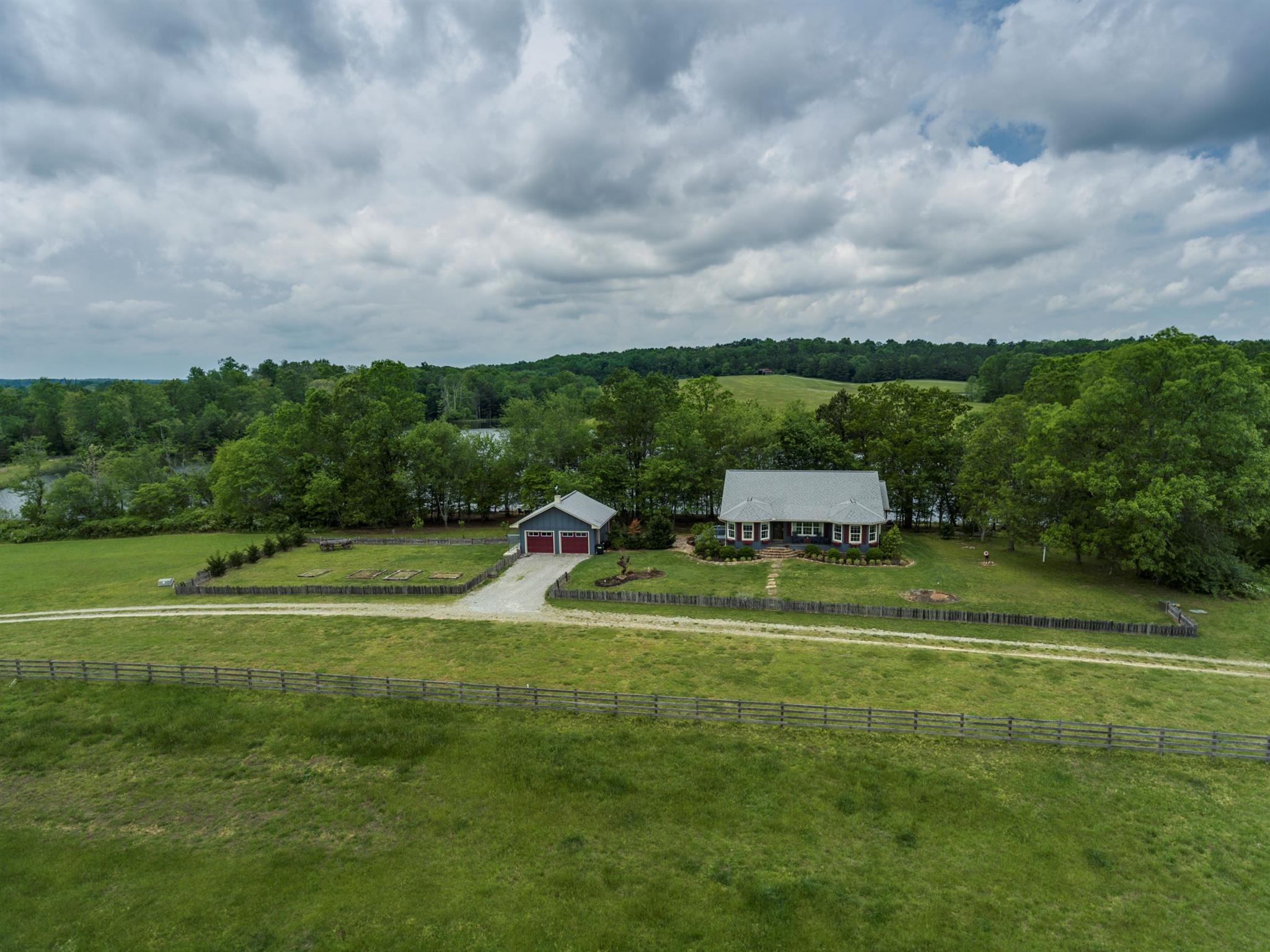 399 Bunkhouse Road Spencer, TN 38585 - Photo 27 of 29 Gallery Image 27