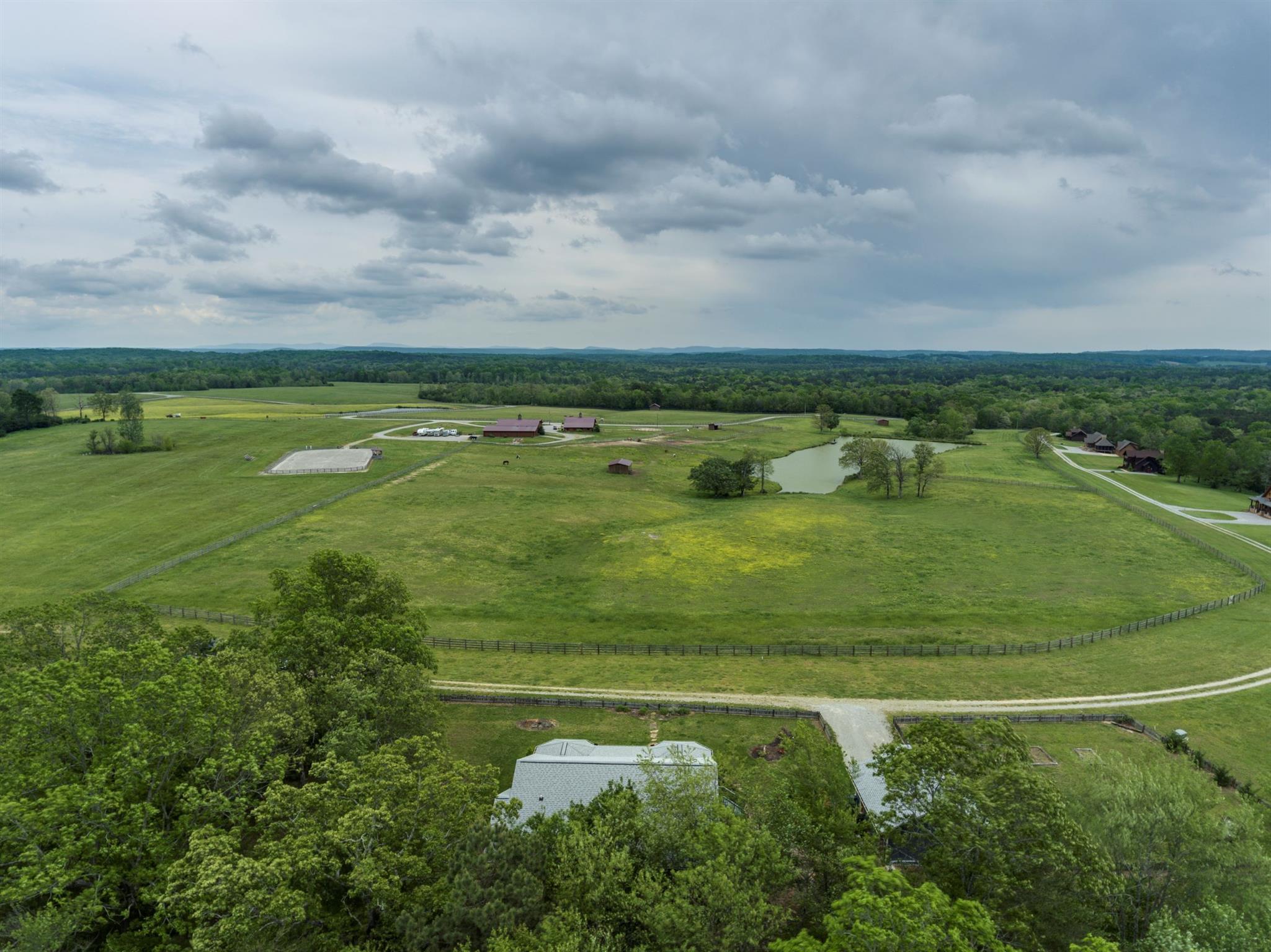 399 Bunkhouse Road Spencer, TN 38585 - Photo 10 of 29 Gallery Image 10