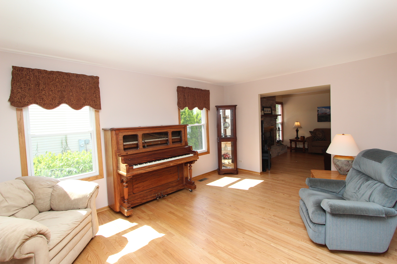 512 Farm Bridge Road Lake Zurich, IL 60047 - Photo 13 of 39