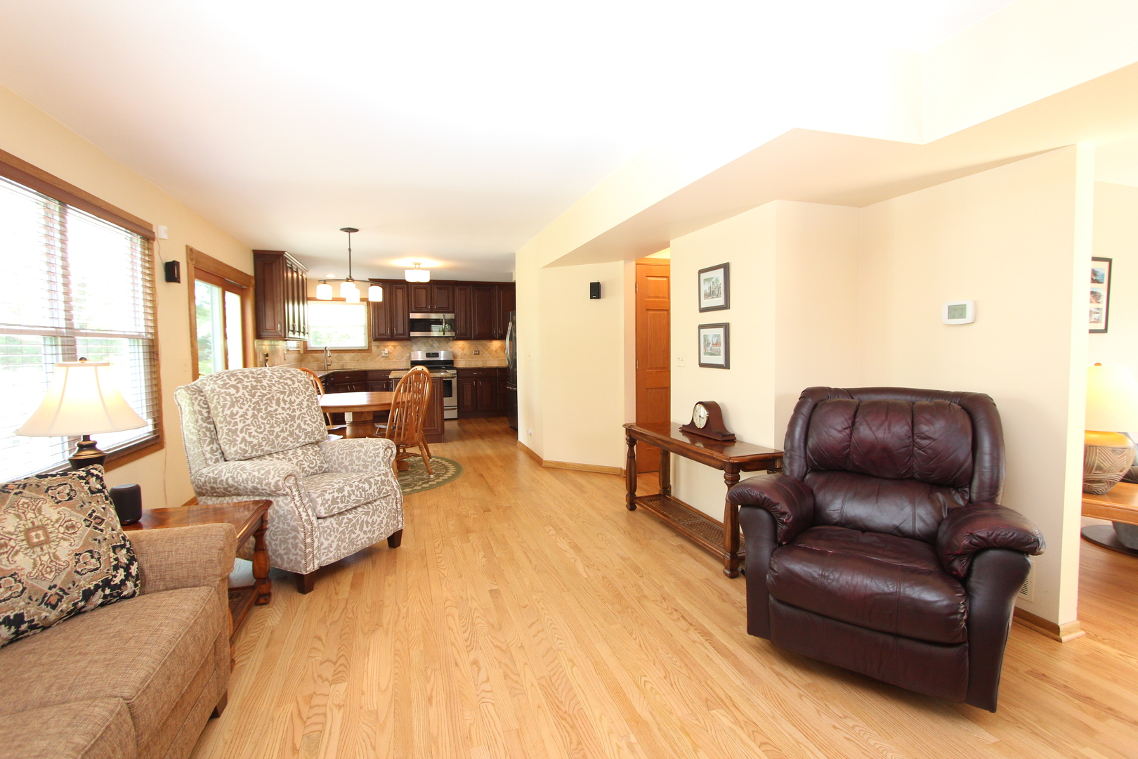512 Farm Bridge Road Lake Zurich, IL 60047 - Photo 16 of 39