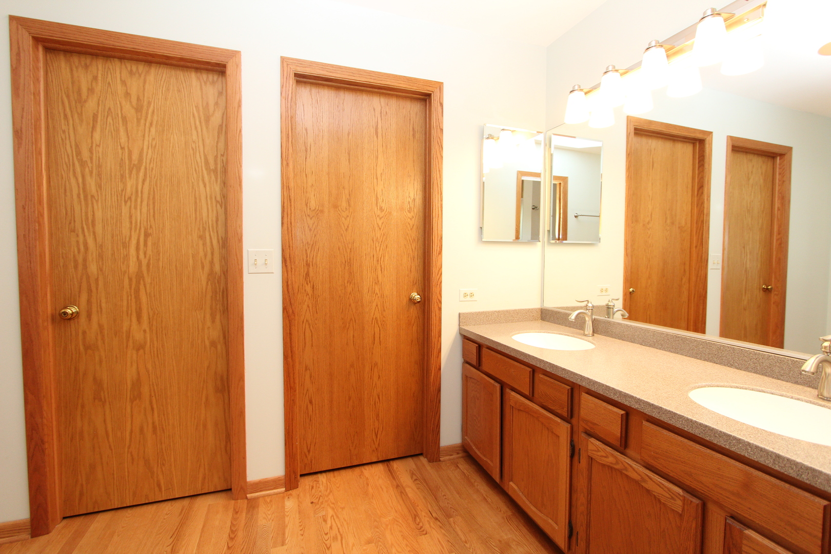 512 Farm Bridge Road Lake Zurich, IL 60047 - Photo 22 of 39