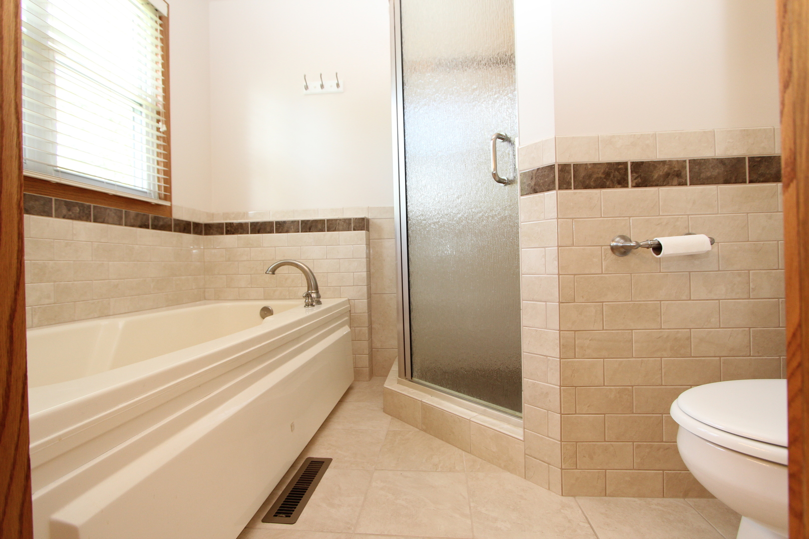 512 Farm Bridge Road Lake Zurich, IL 60047 - Photo 23 of 39