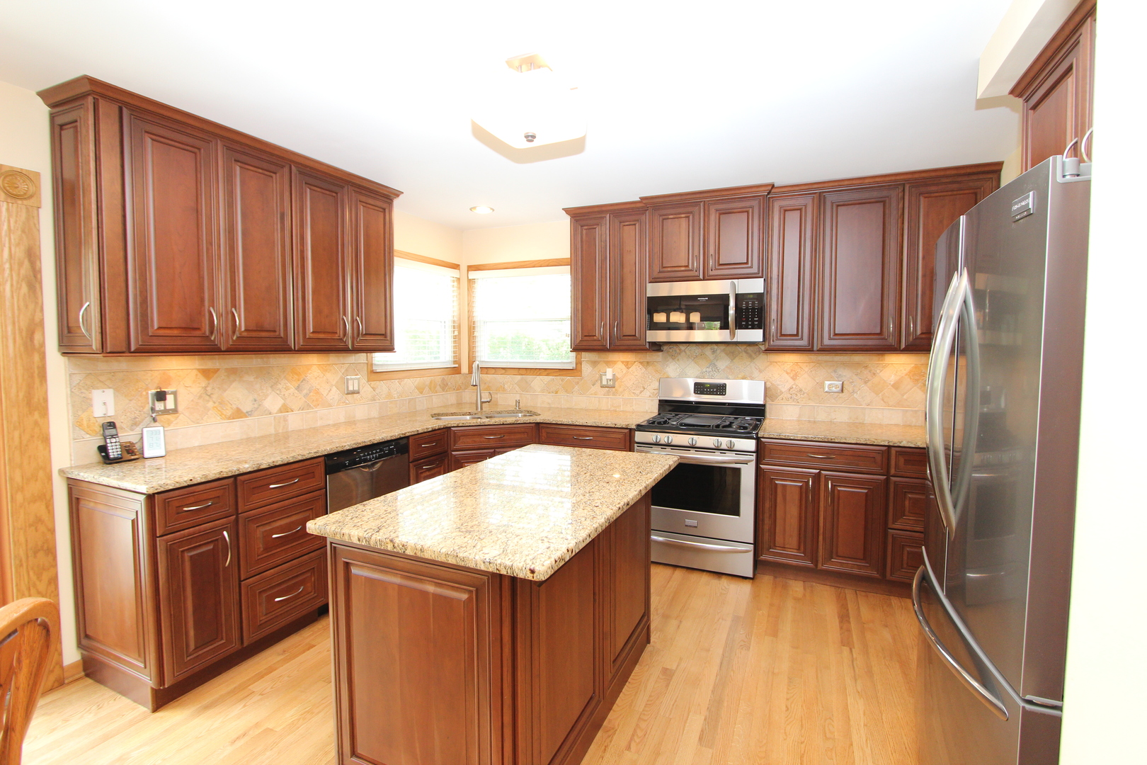 512 Farm Bridge Road Lake Zurich, IL 60047 - Photo 9 of 39