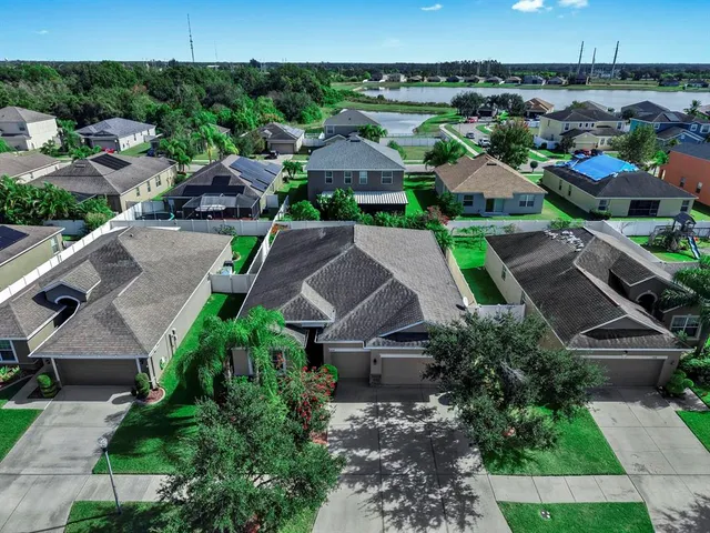 $389,900 | 2434 Dakota Rock Drive, Ruskin, FL 33570