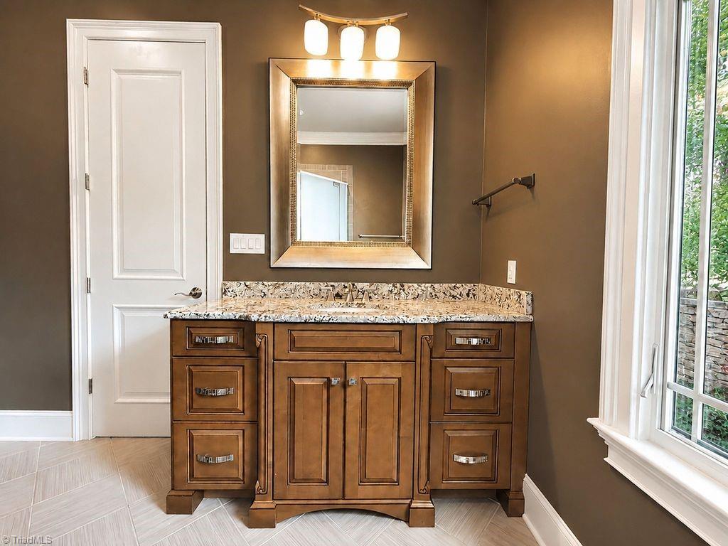 636 Lee Road Thomasville, NC 27360 - Photo 18 of 48