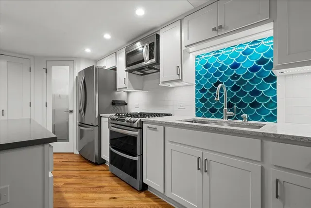 $369,900 | 601 Linden Place, Unit 119, Evanston, IL 60202