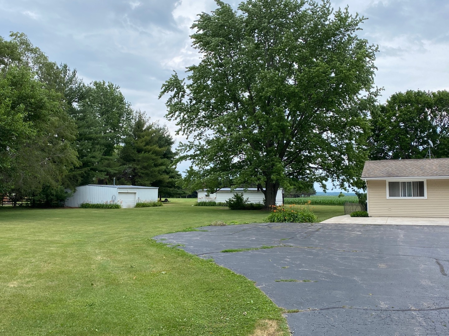 3414 Thorne Road Marengo, IL 60152 - Photo 25 of 30