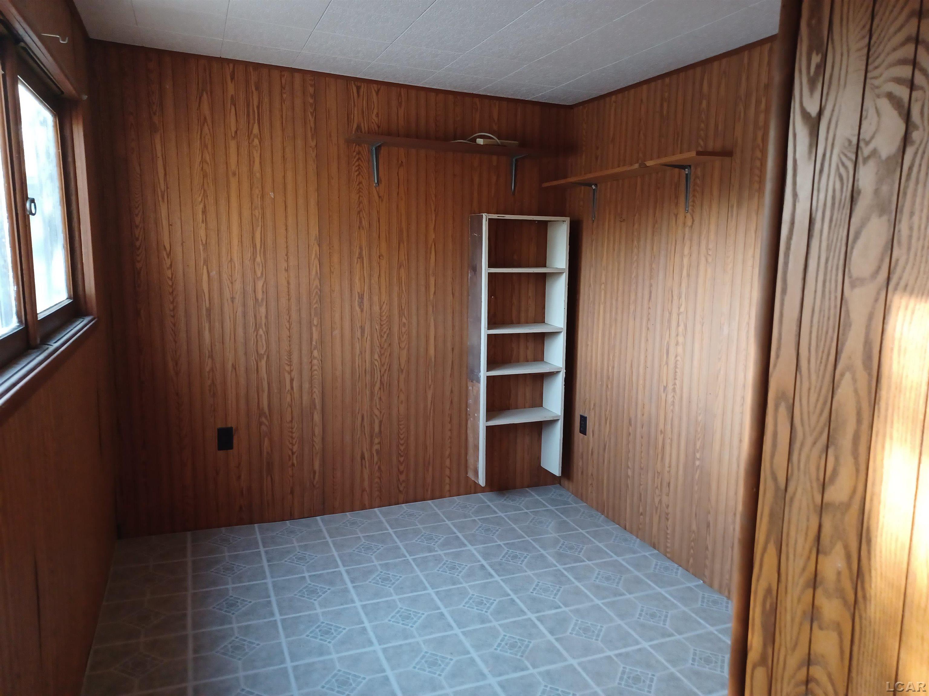 6377 Rouget Road Palmyra, MI 49268 - Photo 8 of 12 50095350-7.JPG