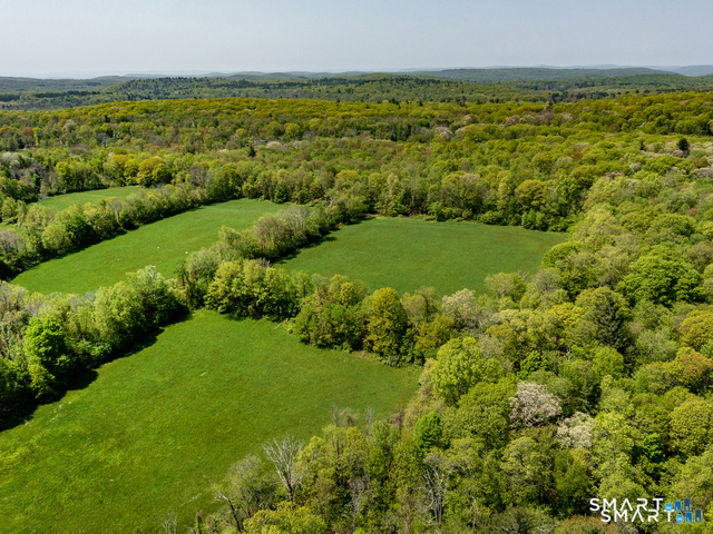 215 B Melius Road Warren, CT 06754 - Photo 2 of 7 a view of a city