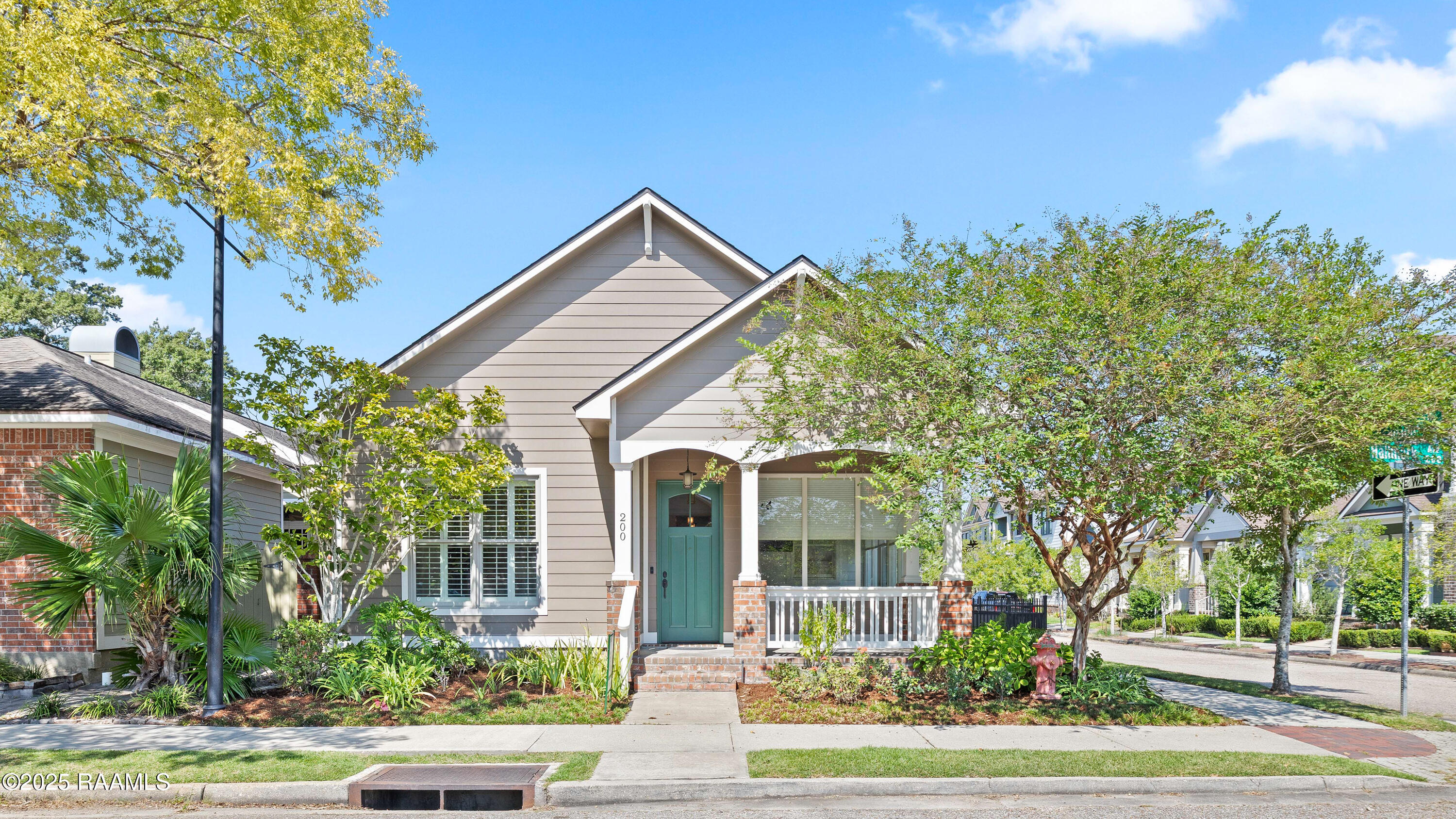 200 Hallmark Avenue-1